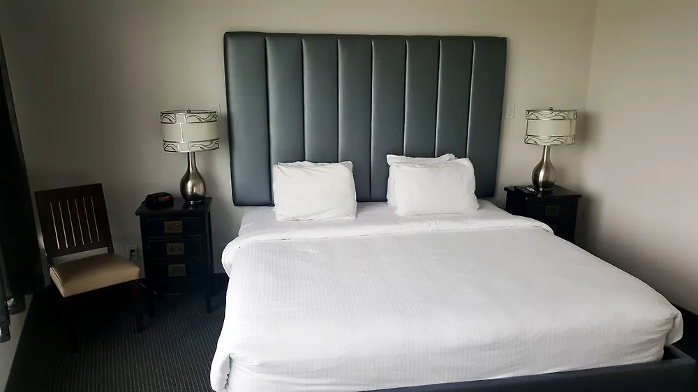 Tower Hotel At Fallsview Niagara Falls Canada