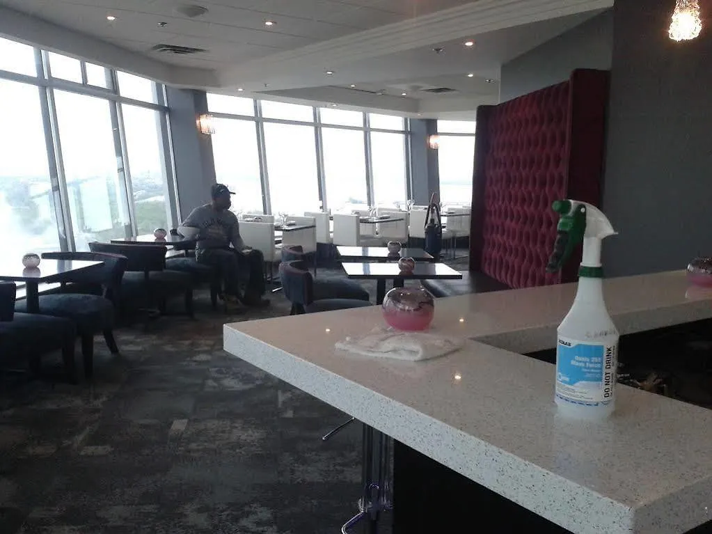 Tower Hotel At Fallsview Niagara Falls